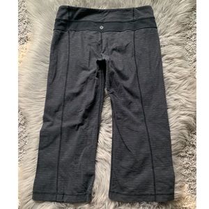 LULULEMON Black  Capri Crop Legging Pants Women's